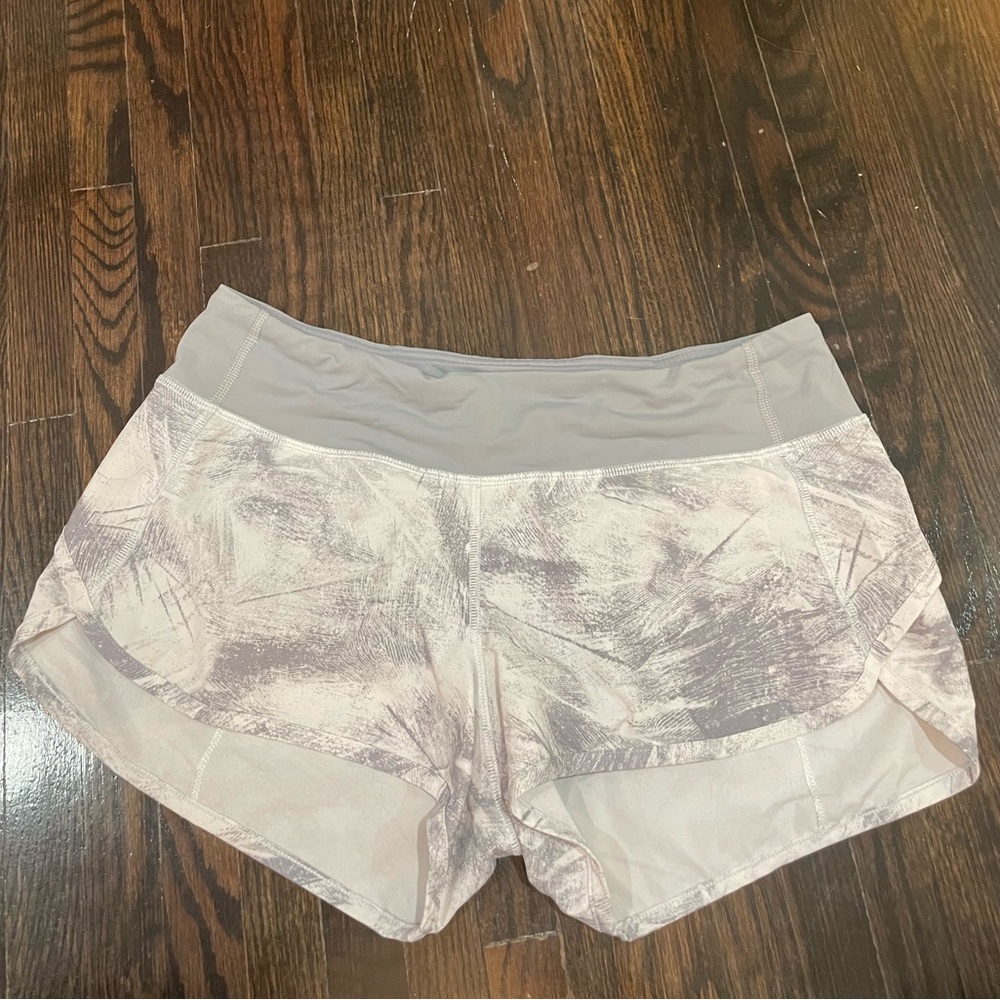 Lululemon Speed up shorts size 6